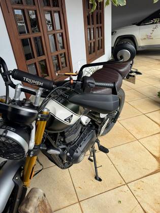 TRIUMPH SCRAMBLER 400 X 